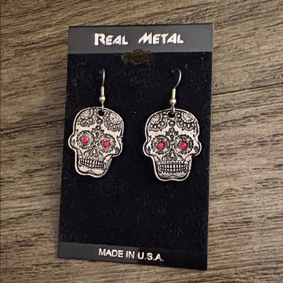 Lot of 2x [Spirit] & [Real Metal] Skull Gothic Drop Dangle Silver Earrings - Picture 8 of 12